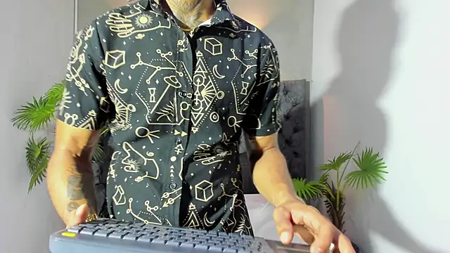 Salomon koude online show from June 17, 1:52 am