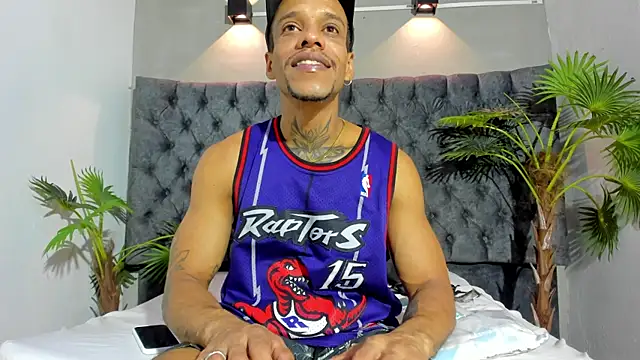 Salomon koude online show from July 16, 4:40 am