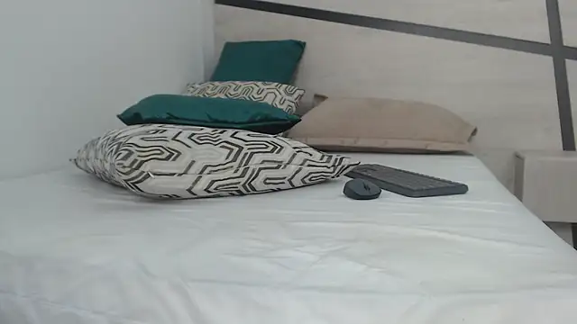 Snapshot of sussy_leon chatting on January 28, 3:25 pm sussy leon online show from January 28, 3:25 pm