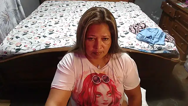 Snapshot of CANDYSWEET51 chatting on March 15, 1:08 am CANDYSWEET51 online show from March 15, 1:08 am