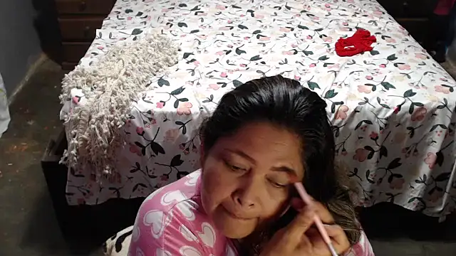 Snapshot of CANDYSWEET51 chatting on October 3, 10:29 pm CANDYSWEET51 online show from October 3, 10:29 pm