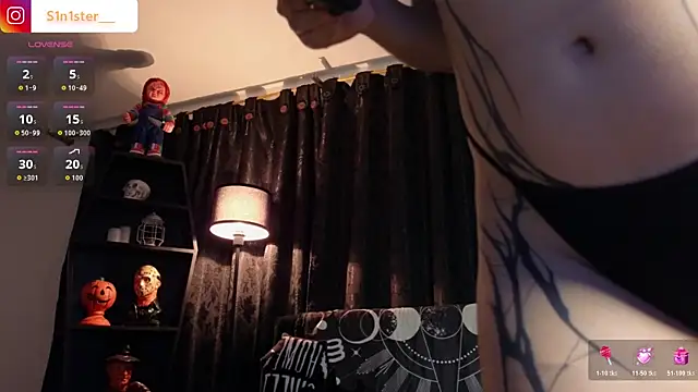 Snapshot of Melanie_Nyx chatting on January 13, 3:34 am Melanie Nyx online show from January 13, 3:34 am