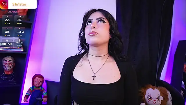 Snapshot of Melanie_Nyx chatting on February 19, 4:08 am Melanie Nyx online show from February 19, 4:08 am