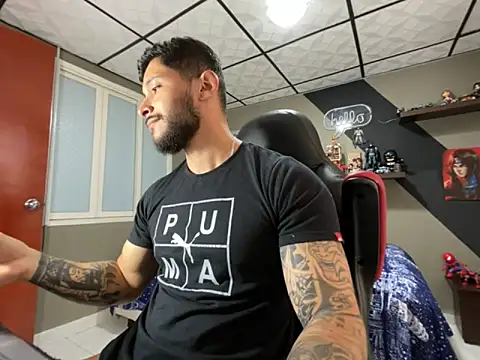 Snapshot of marcel_crawford96 chatting on October 25, 3:29 pm marcel crawford96 online show from October 25, 3:29 pm