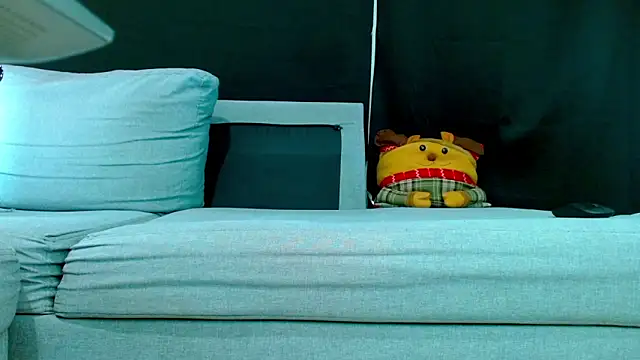 Snapshot of Danyer33 chatting on December 4, 3:27 am Danyer33 online show from December 4, 3:27 am