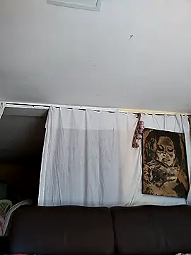 Snapshot of MaraVililhosa chatting on February 18, 5:31 pm MaraVililhosa online show from February 18, 5:31 pm