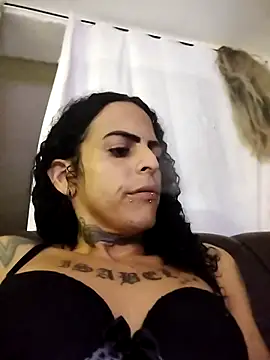 Snapshot of MaraVililhosa chatting on March 3, 7:32 am MaraVililhosa online show from March 3, 7:32 am