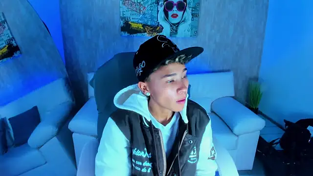 Snapshot of nova_sex01 chatting on October 22, 5:19 am nova sex01 online show from October 22, 5:19 am