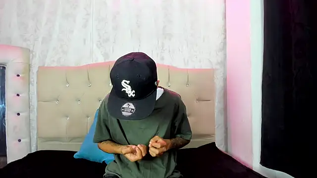 Snapshot of nova_sex01 chatting on November 19, 4:45 am nova sex01 online show from November 19, 4:45 am