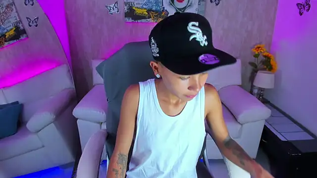 nova sex01 online show from January 7, 9:39 pm