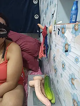 tina8th online show from June 15, 4:42 pm