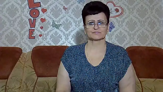 PaulaGolden online show from October 6, 6:00 am