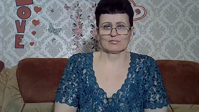 PaulaGolden online show from April 3, 7:34 pm