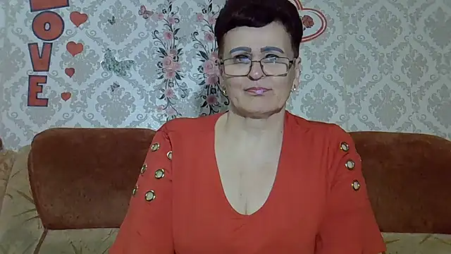 PaulaGolden online show from June 4, 6:58 pm