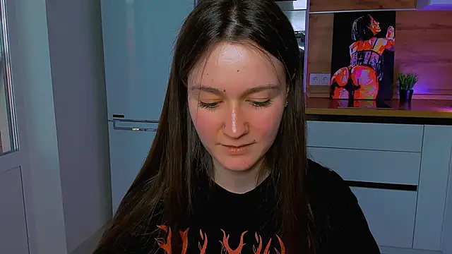 Snapshot of ameli_moon chatting on February 16, 2:00 pm ameli moon online show from February 16, 2:00 pm