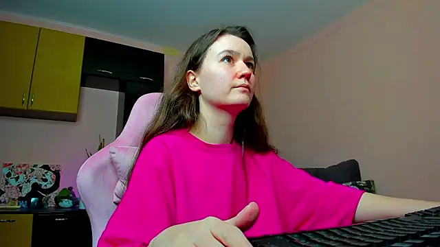 Snapshot of ameli_moon chatting on December 1, 2:33 pm ameli moon online show from December 1, 2:33 pm