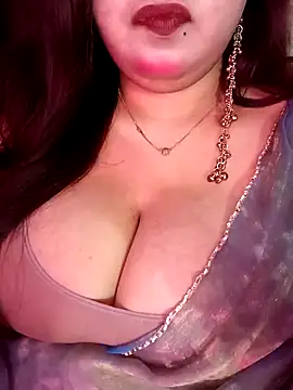 Snapshot of Suhanakhan00 chatting on June 20, 7:22 am Suhanakhan00 online show from June 20, 7:22 am