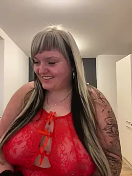 Snapshot of CurvyAngelina_Official chatting on March 19, 5:28 pm CurvyAngelina Official online show from March 19, 5:28 pm