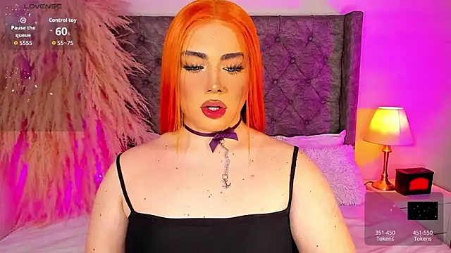 Snapshot of astridjonness chatting on September 10, 2:44 am astridjonness online show from September 10, 2:44 am