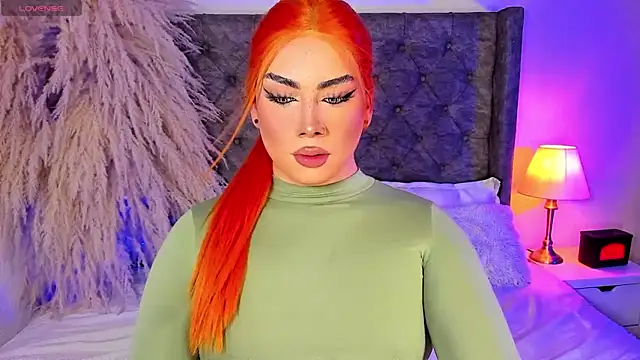 Snapshot of astridjonness chatting on September 14, 2:33 am astridjonness online show from September 14, 2:33 am