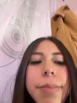 sarawiliamx online show from May 23, 3:45 am