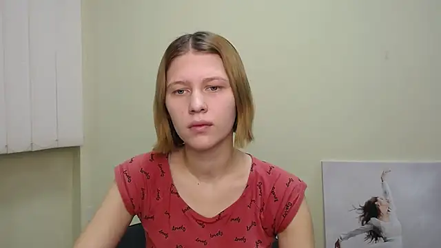 StellaCRL online show from December 10, 7:37 am