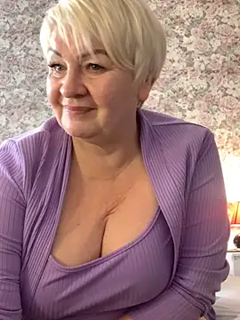 Laura Millf online show from February 9, 9:16 am