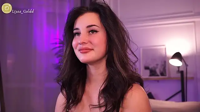 Snapshot of Liya_Gold_ chatting on February 12, 9:22 pm Liya Gold  online show from February 12, 9:22 pm