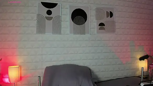 Snapshot of Lizzie-Evans chatting on July 21, 12:07 pm Lizzie-Evans online show from July 21, 12:07 pm