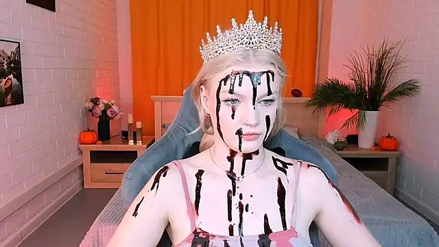 Snapshot of GraceGlamour chatting on October 31, 9:10 am GraceGlamour online show from October 31, 9:10 am