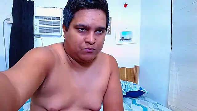 lucasandSofi online show from November 29, 3:15 pm