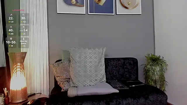 Snapshot of thomas_eliotts chatting on July 13, 3:15 pm thomas eliotts online show from July 13, 3:15 pm