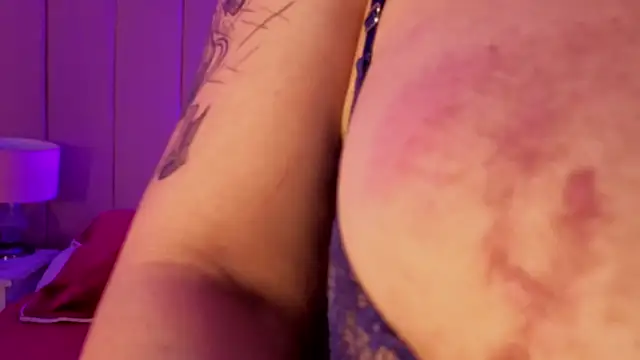 MollyBigBoobs12 online show from May 11, 9:23 pm