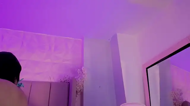 MollyBigBoobs12 online show from June 12, 9:46 pm