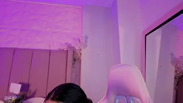 MollyBigBoobs12 online show from June 26, 9:52 pm