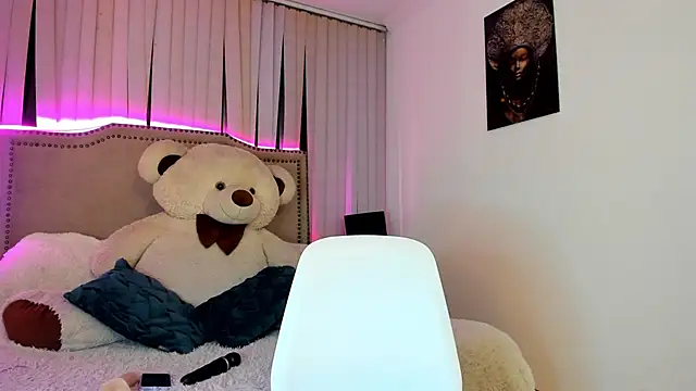 Valentina Se online show from December 18, 3:15 am