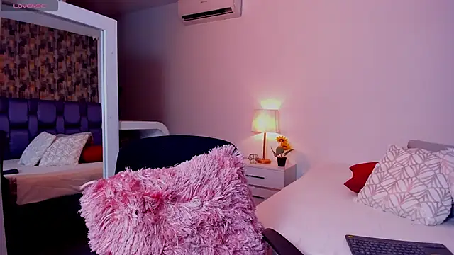 IsabellaAnngel online show from February 1, 11:58 pm