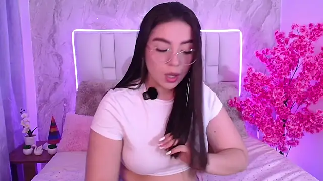 IsabellaAnngel online show from May 6, 9:53 pm