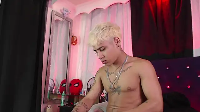 Sexys Boys Hot1 online show from July 19, 1:20 am