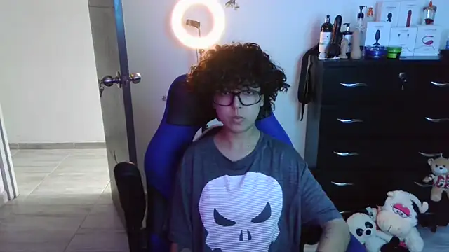 thomascooper7 online show from October 14, 6:52 pm