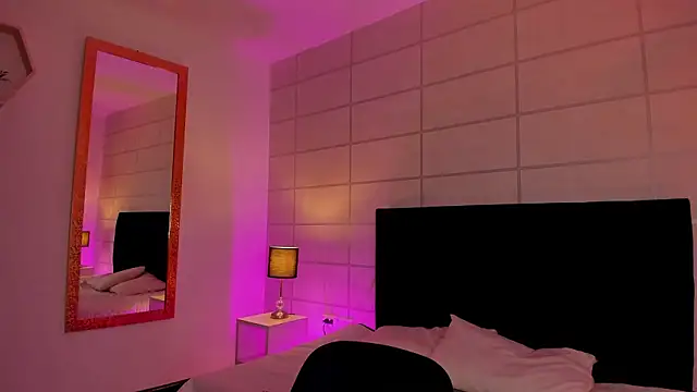 Christine Laam online show from February 20, 12:38 pm