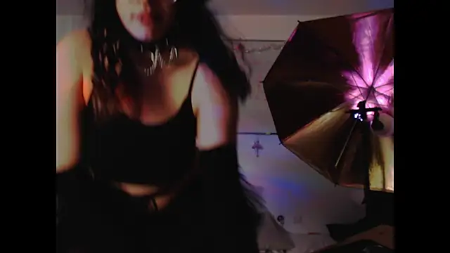 Snapshot of pain_princee chatting on December 24, 8:49 pm pain princee online show from December 24, 8:49 pm