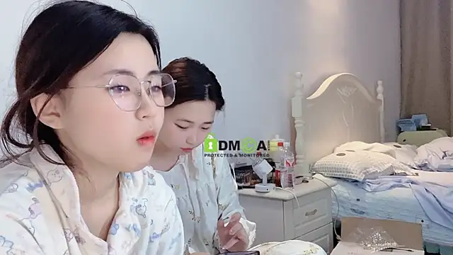 Snapshot of MM_YY_SS chatting on January 9, 7:52 am MM YY SS online show from January 9, 7:52 am