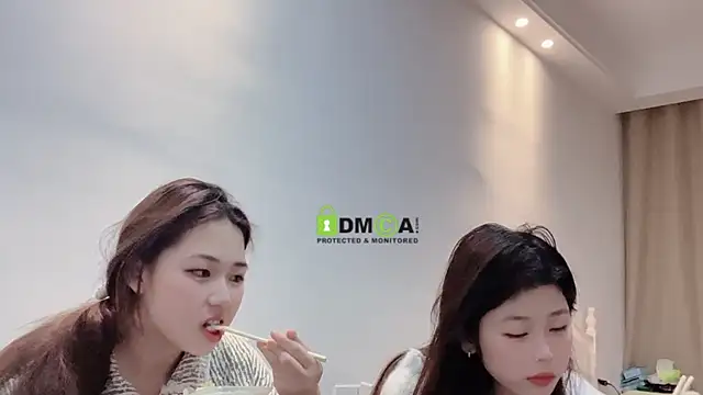 Snapshot of MM_YY_SS chatting on January 19, 10:50 am MM YY SS online show from January 19, 10:50 am