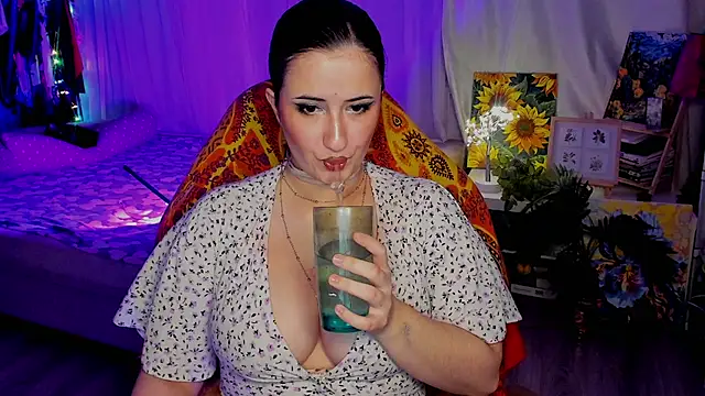 annallurings online show from February 11, 1:32 am