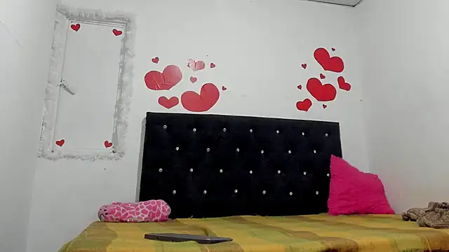 Snapshot of chloe_evanx_ chatting on March 14, 7:55 pm chloe evanx  online show from March 14, 7:55 pm