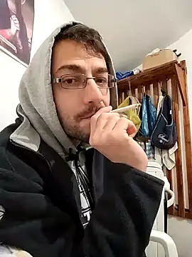 HungEddy online show from December 19, 11:03 pm