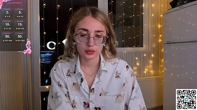 LivyyBossom online show from January 7, 8:31 pm