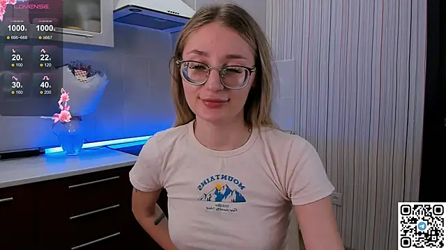 LivyyBossom online show from March 16, 5:28 pm