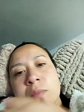 Snapshot of RenataSexy_ chatting on February 8, 2:36 am RenataSexy online show from February 8, 2:36 am